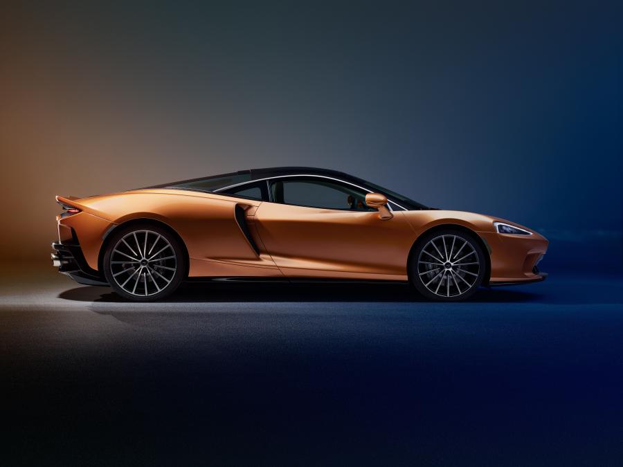 McLaren GT 2019 года  (фото 8 из 44)